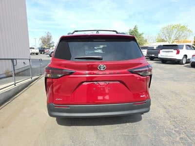 2026 Toyota Sienna XLE 7 Passenger