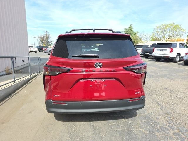 2026 Toyota Sienna XLE 7 Passenger