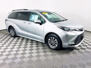 2024 Toyota Sienna XLE