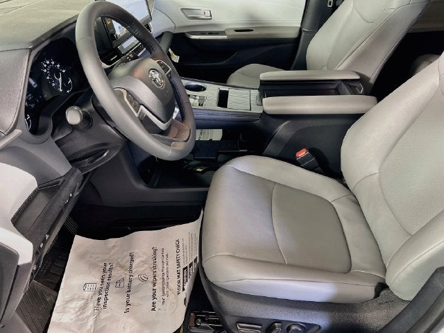 2026 Toyota Sienna XLE 7 Passenger