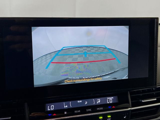 2025 Toyota Sienna XLE 8 Passenger