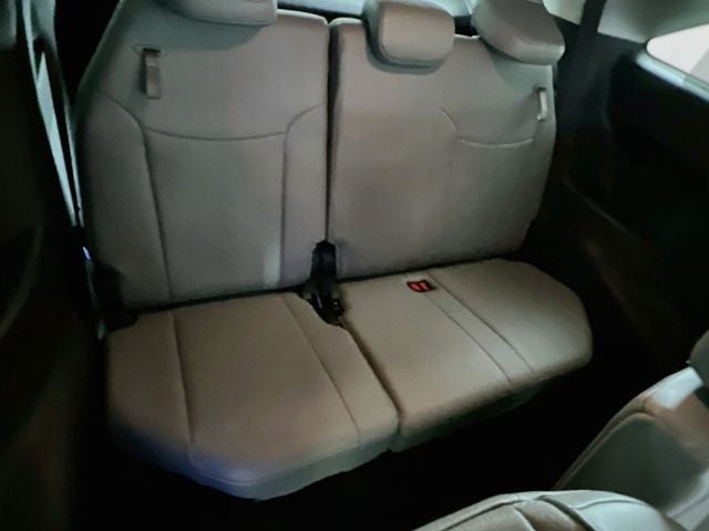 2026 Toyota Sienna XLE 8 Passenger