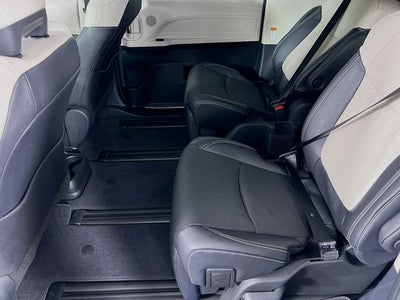 2026 Toyota Sienna Limited 7 Passenger