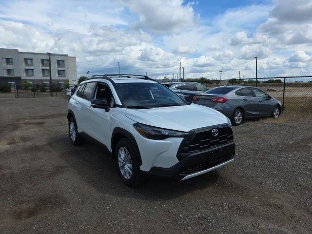 2026 Toyota Corolla Cross LE