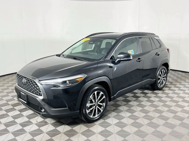 2024 Toyota Corolla Cross XLE
