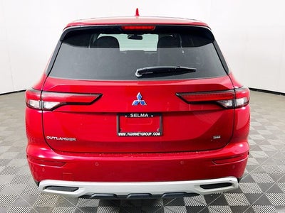 2024 Mitsubishi Outlander SE