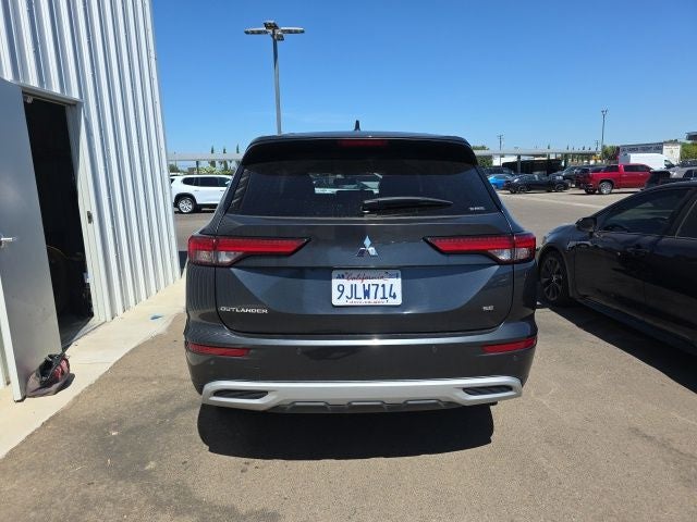 2024 Mitsubishi Outlander SE