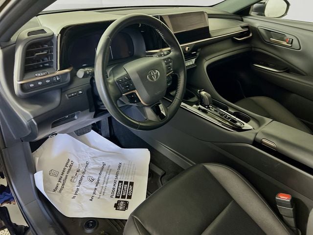 2025 Toyota Crown Signia XLE