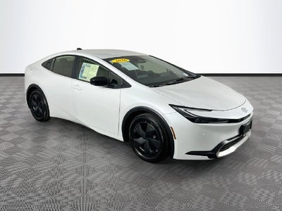 2026 Toyota Prius Plug-In Hybrid SE