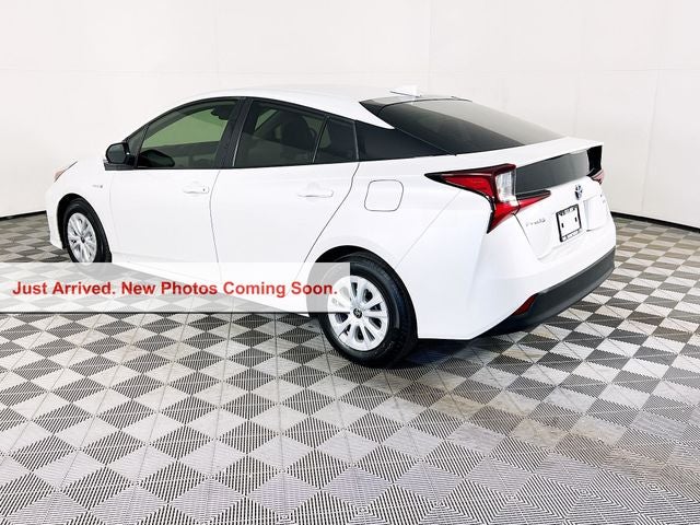 2022 Toyota Prius L Eco