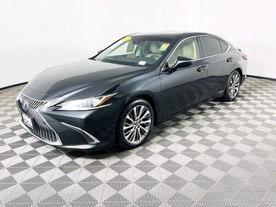 2019 Lexus ES 300h