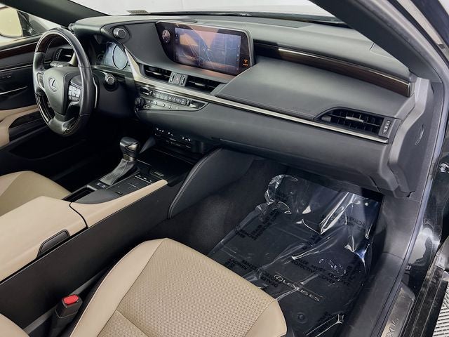 2019 Lexus ES 300h
