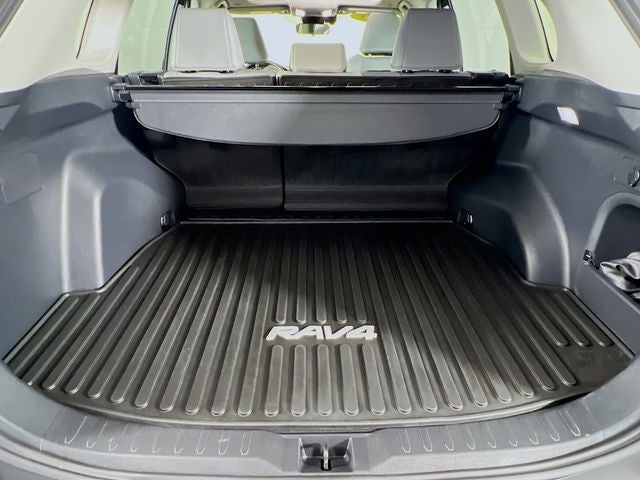 2025 Toyota RAV4 Hybrid XLE Premium