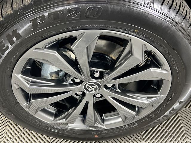 2025 Toyota RAV4 Hybrid XLE Premium