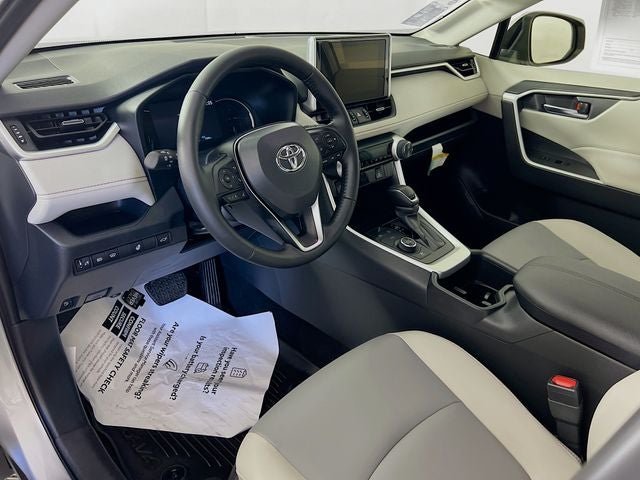 2025 Toyota RAV4 Hybrid XLE Premium