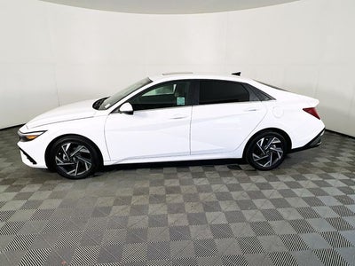 2025 Hyundai ELANTRA Limited