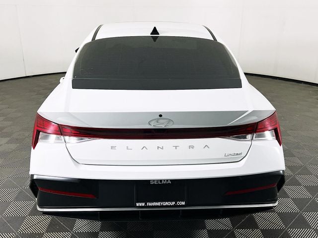 2025 Hyundai ELANTRA Limited