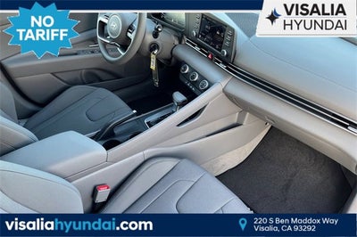 2025 Hyundai ELANTRA SE