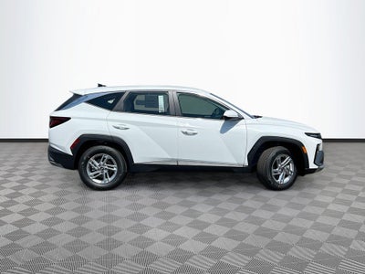 2026 Hyundai TUCSON SE FWD