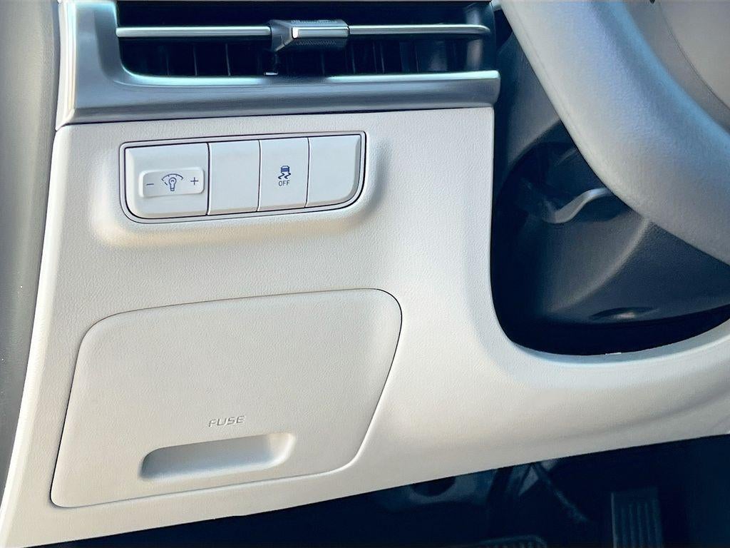 2026 Hyundai TUCSON SE FWD