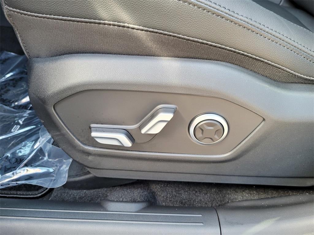 2025 Hyundai SANTA FE HYBRID Limited