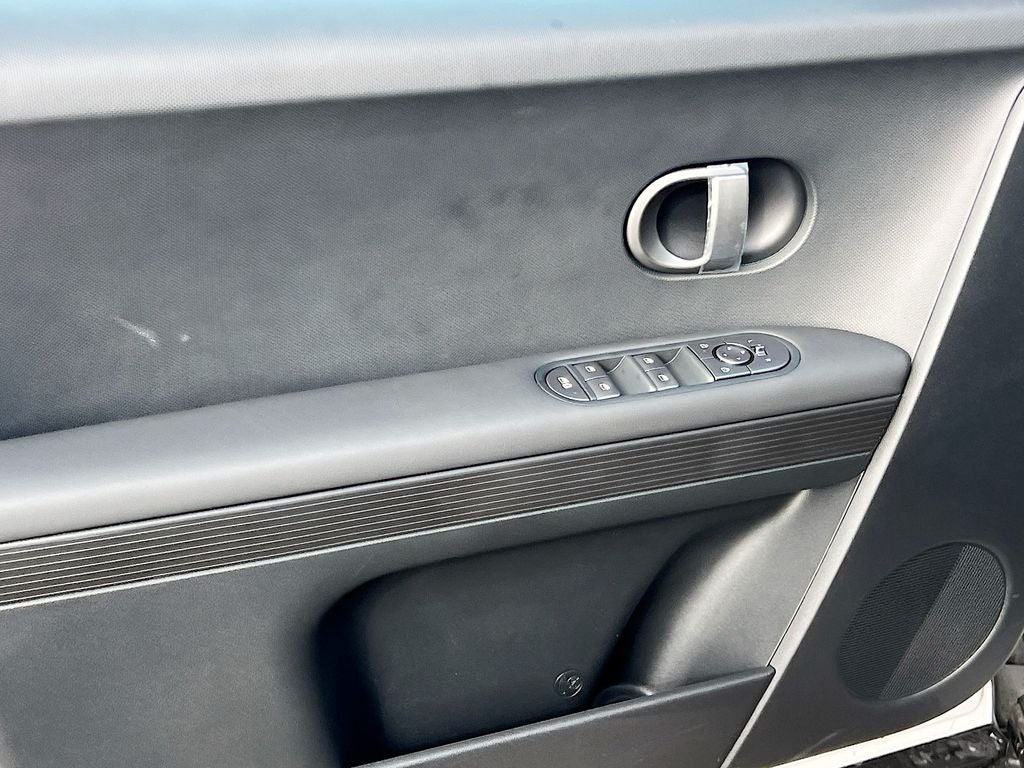 2026 Hyundai IONIQ 5 SE