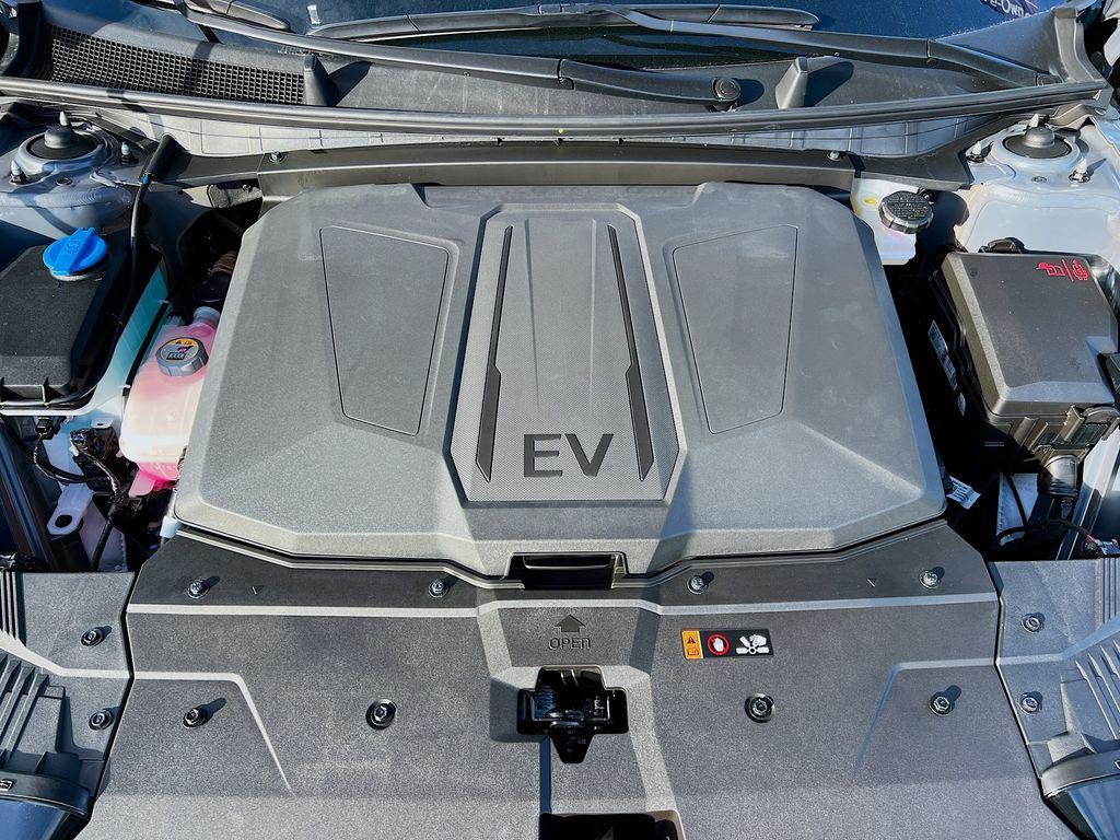 2026 Hyundai IONIQ 5 SE