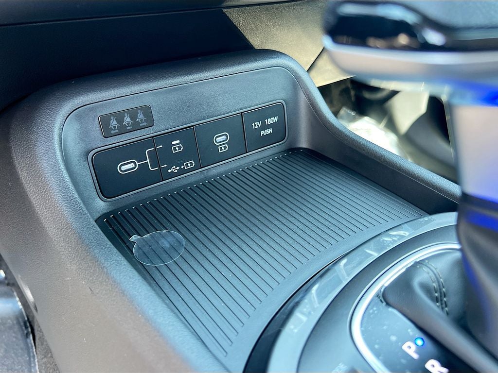 2026 Hyundai KONA SE FWD