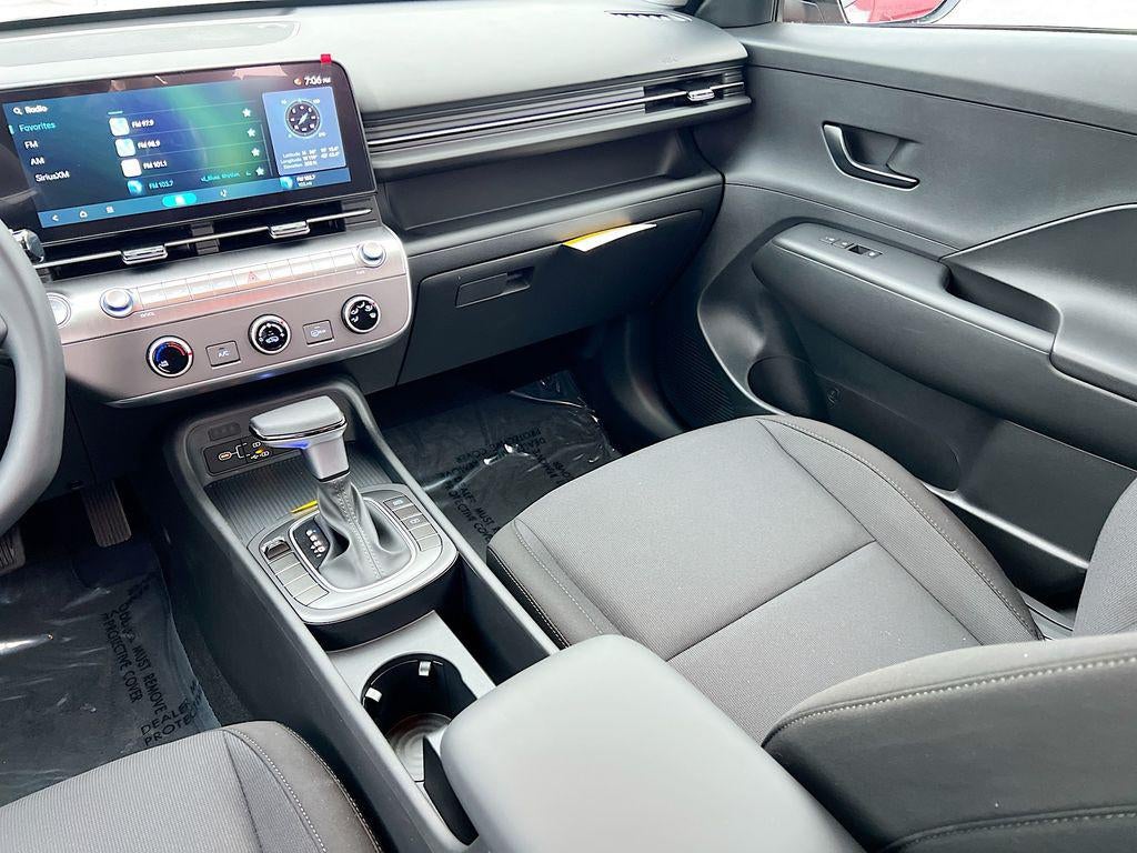 2026 Hyundai KONA SE FWD