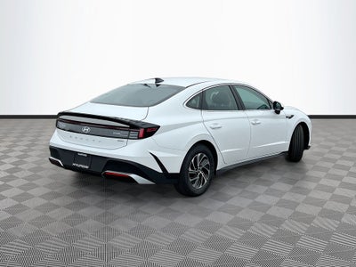 2026 Hyundai SONATA HYBRID Blue