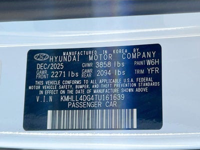 2026 Hyundai ELANTRA SE