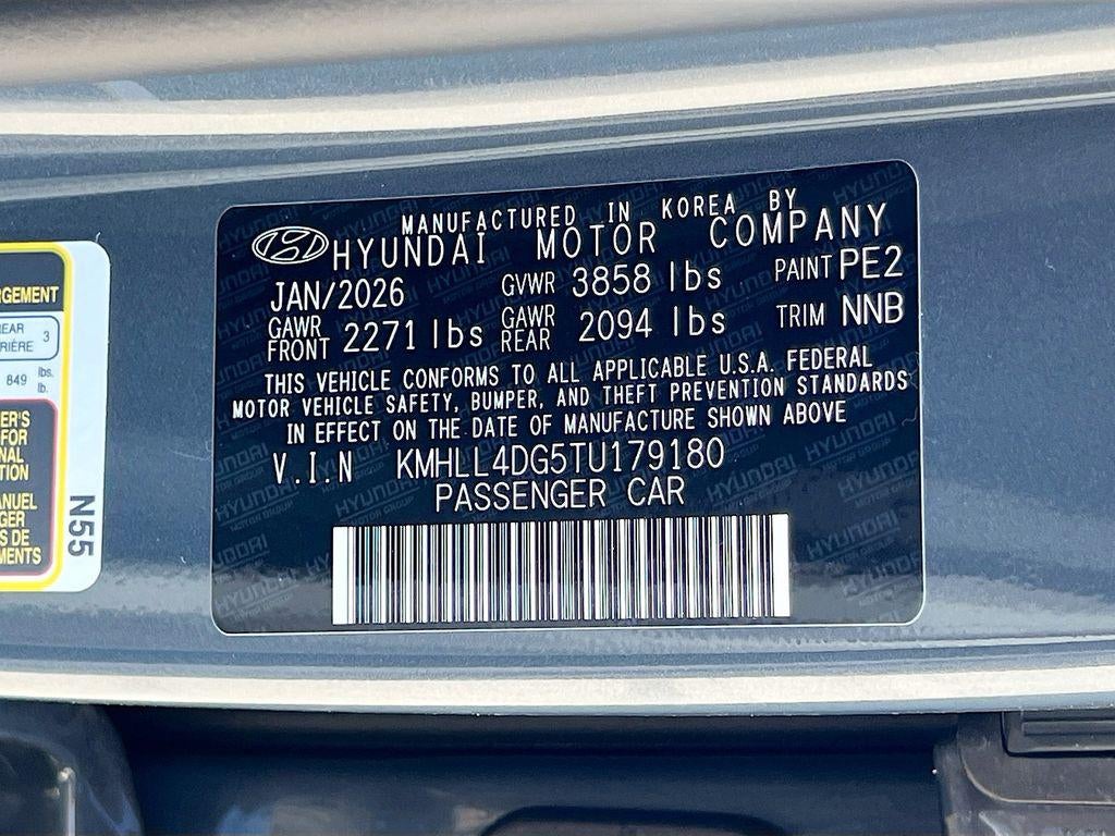 2026 Hyundai ELANTRA SE