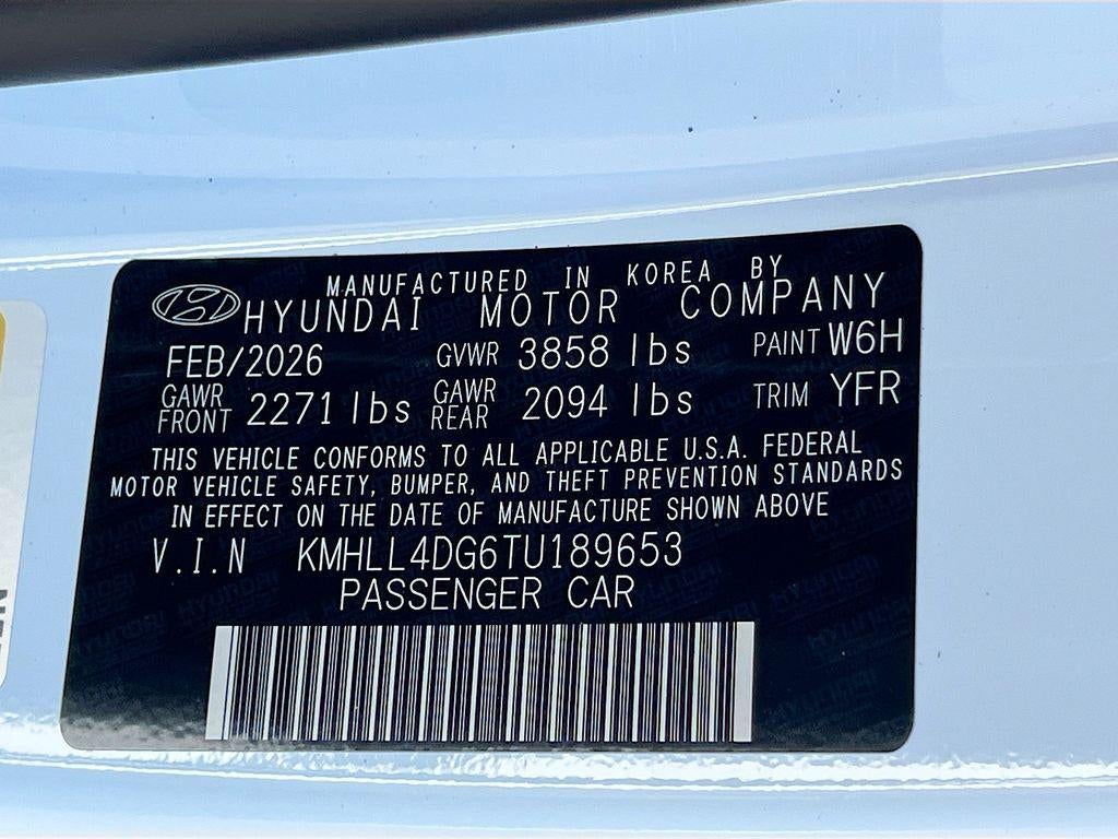 2026 Hyundai ELANTRA SE