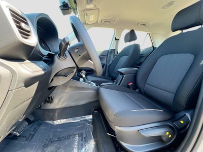 2025 Hyundai VENUE SE