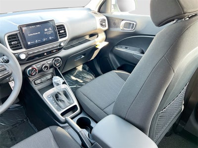 2026 Hyundai VENUE SE