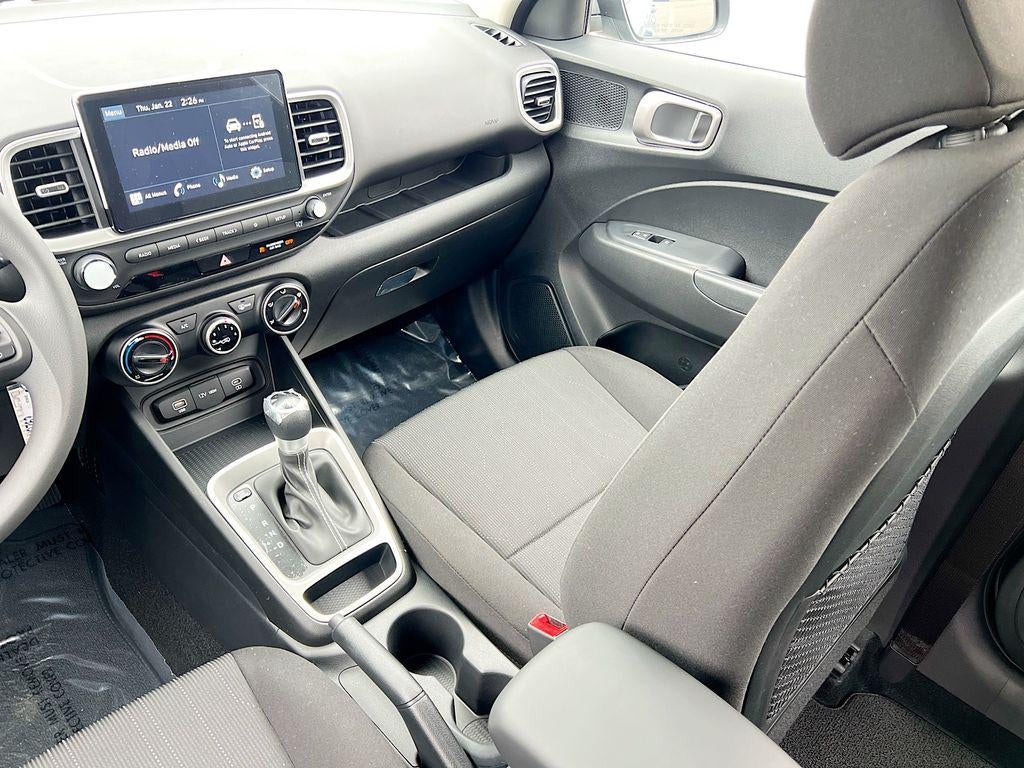 2026 Hyundai VENUE SE