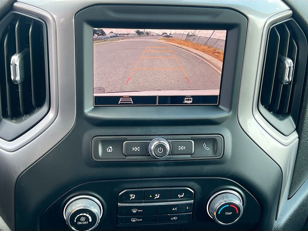 2022 Chevrolet Silverado Custom