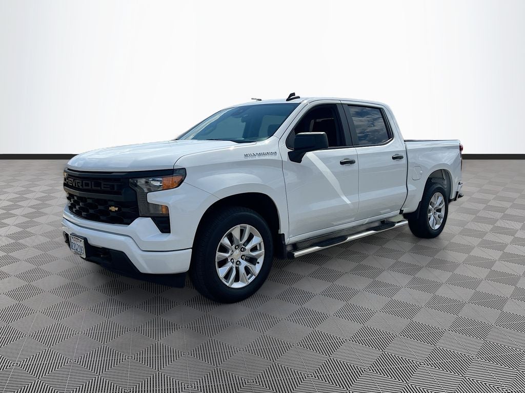 2022 Chevrolet Silverado Custom