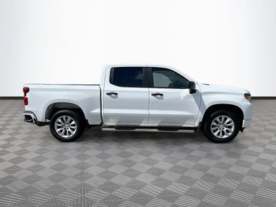 2022 Chevrolet Silverado Custom