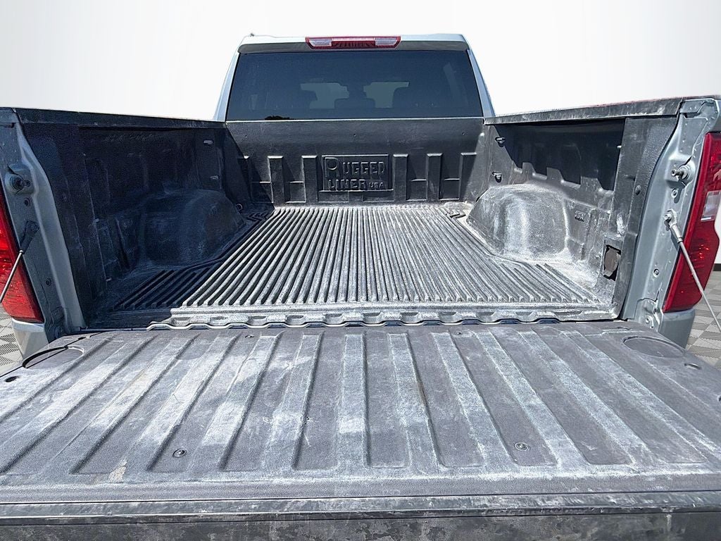 2025 Chevrolet Silverado LT