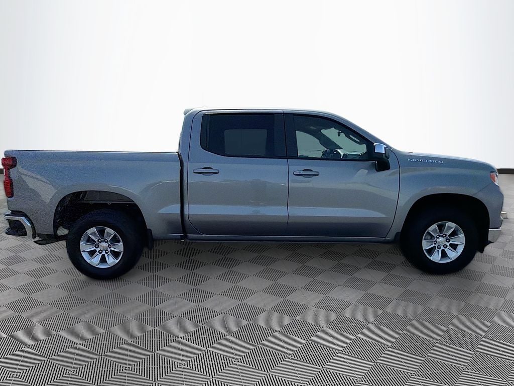 2025 Chevrolet Silverado LT