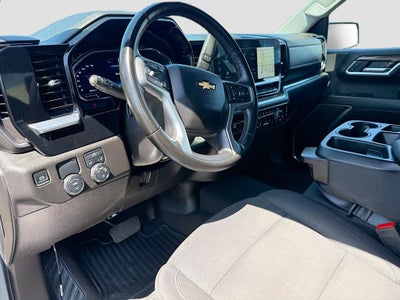 2025 Chevrolet Silverado LT