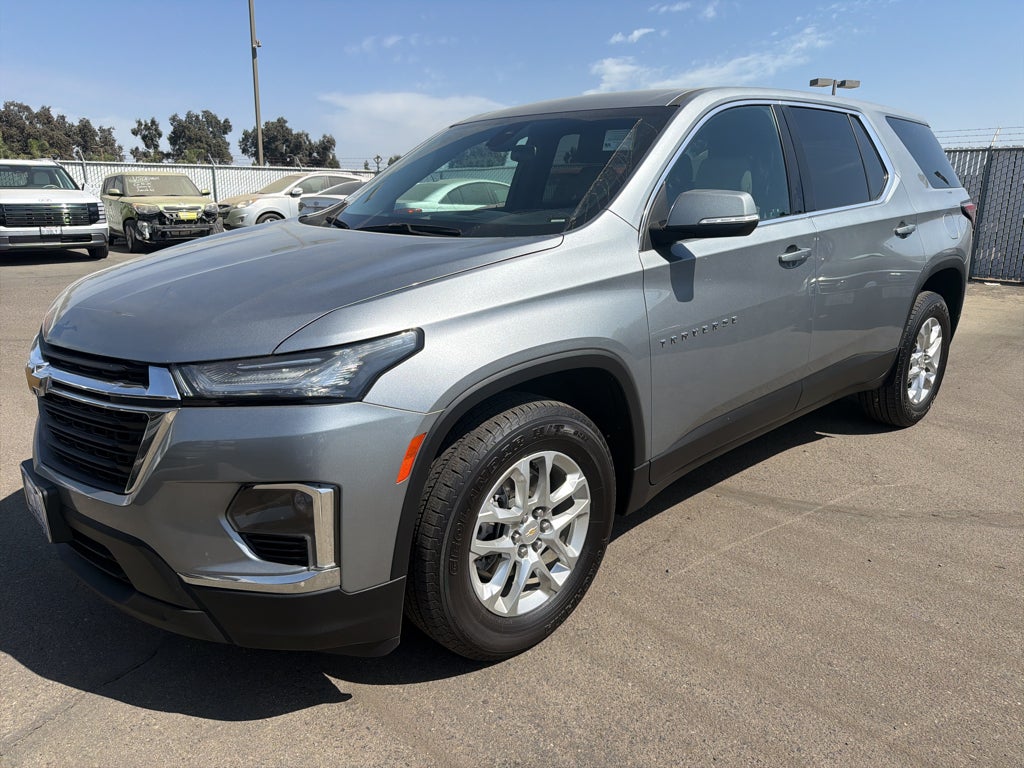 2023 Chevrolet Traverse LS
