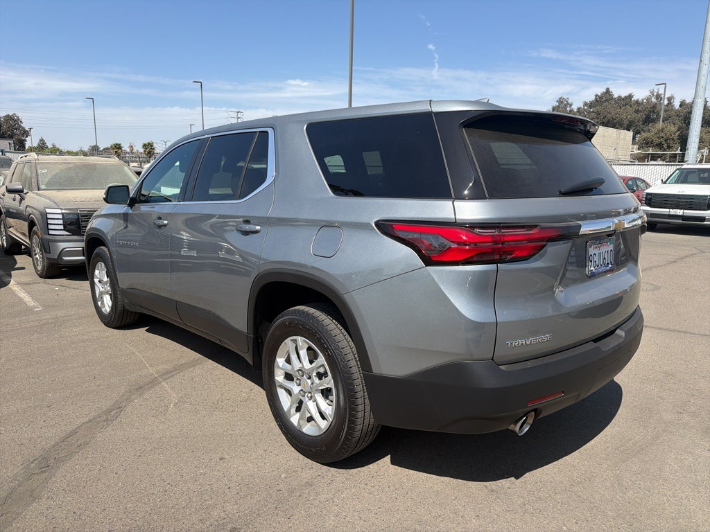 2023 Chevrolet Traverse LS