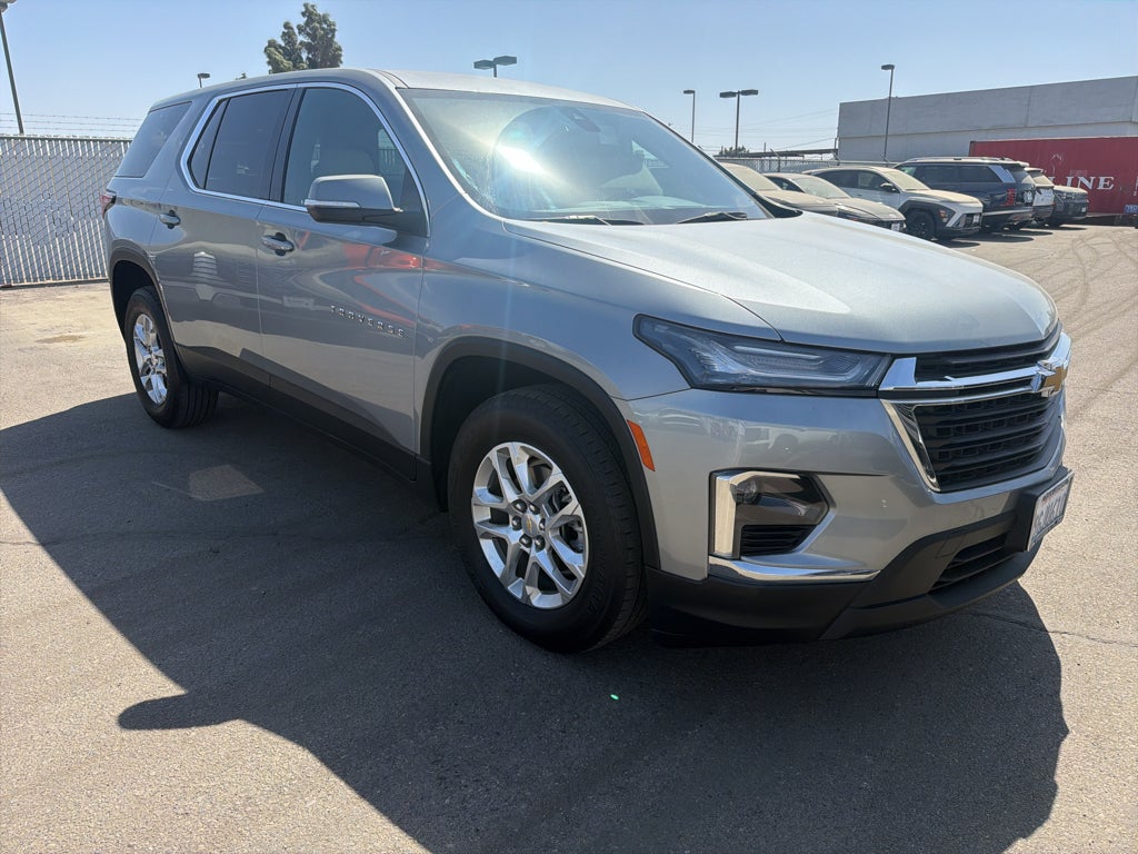 2023 Chevrolet Traverse LS