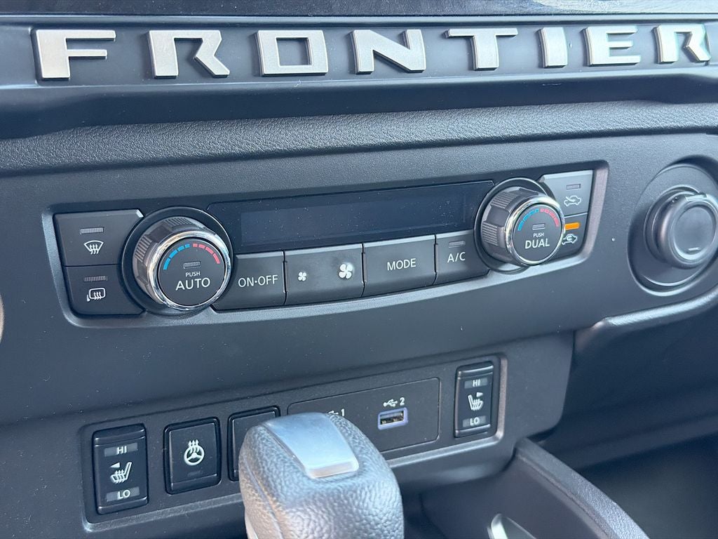 2025 Nissan Frontier SV
