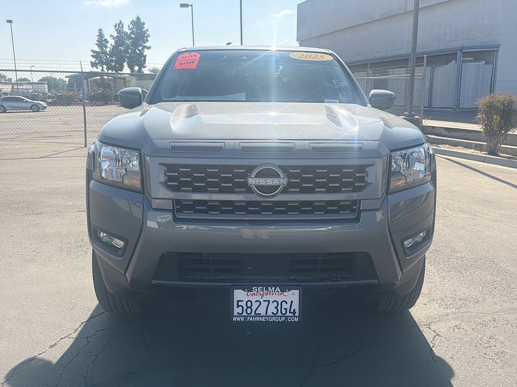 2025 Nissan Frontier SV