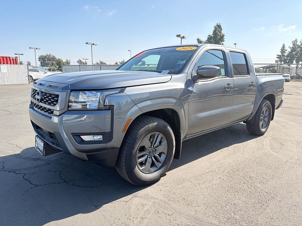 2025 Nissan Frontier SV