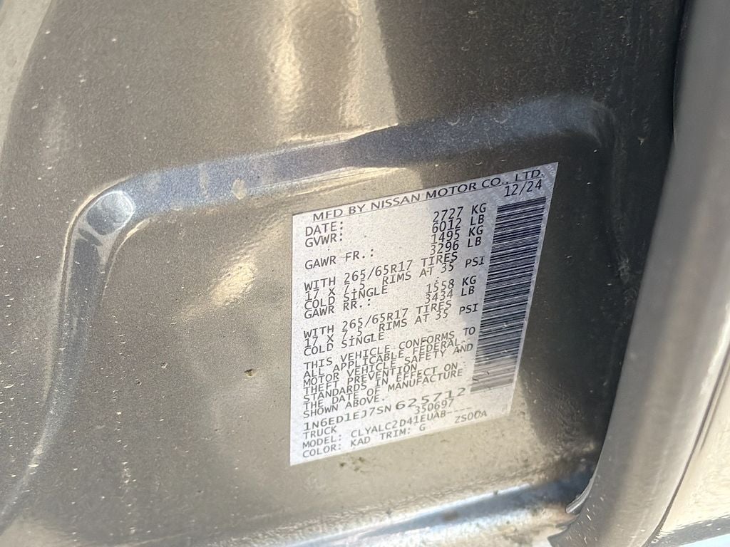 2025 Nissan Frontier SV