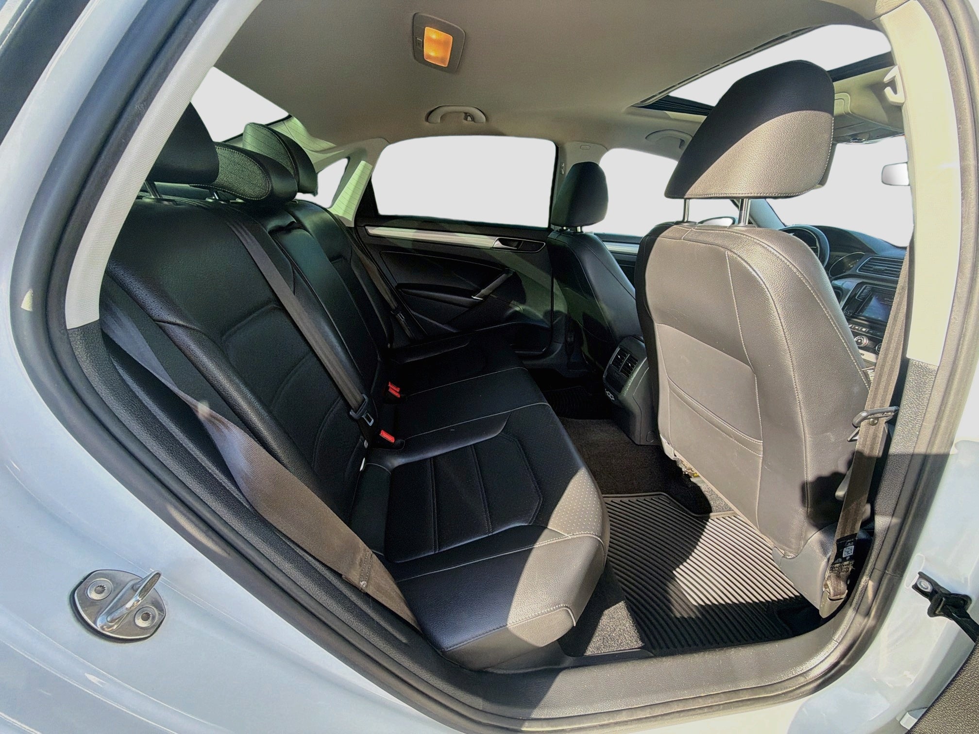 2019 Volkswagen Passat 2.0T Wolfsburg Edition